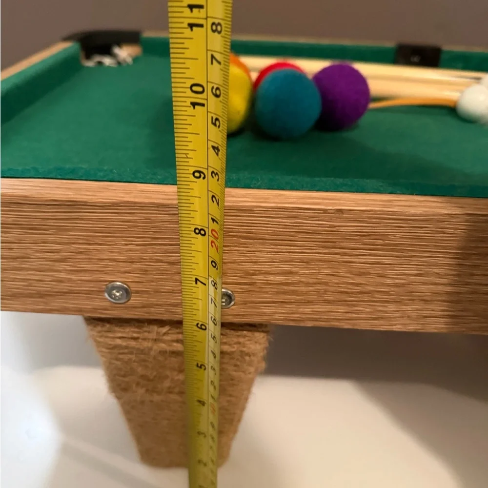 Vetreksa Cat Pool Table Scratcher Toy with Accessories